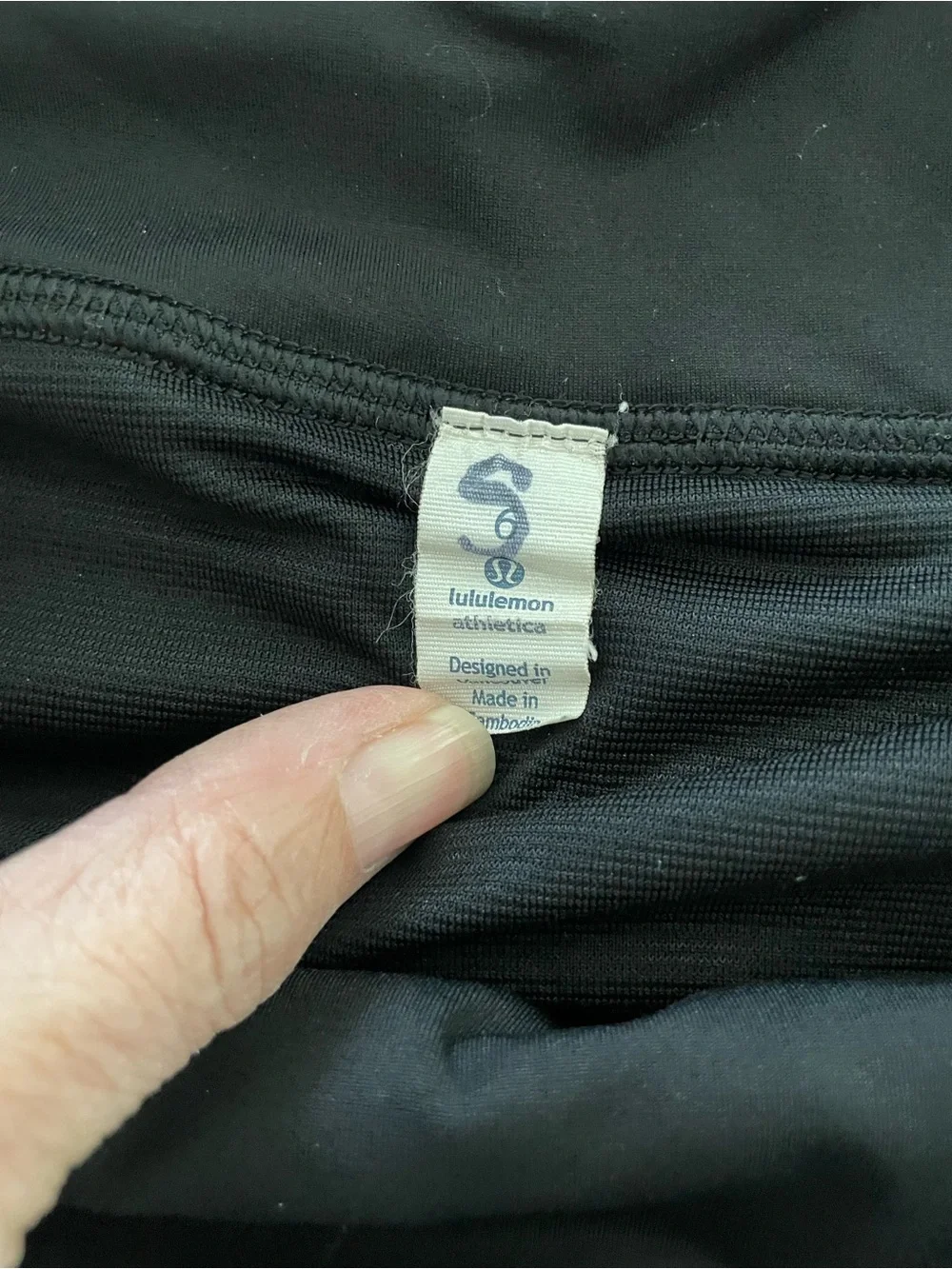 Lululemon Speed Up Shorts Black Size 6